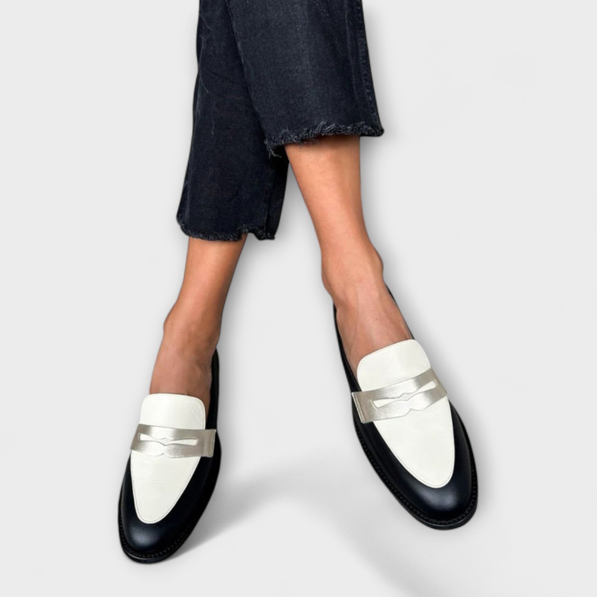 Livia – Black Loafers with Metallic Shine