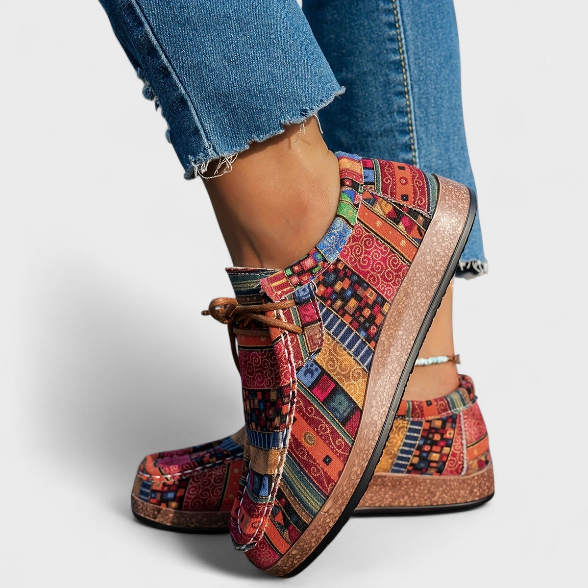Liora - Lightweight and Comfortable Orthopaedic Sneakers for Women