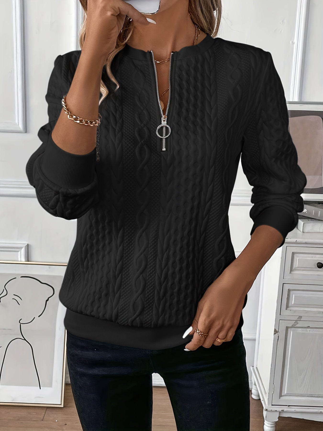 Sophie | Elegant knitted jumper with zip