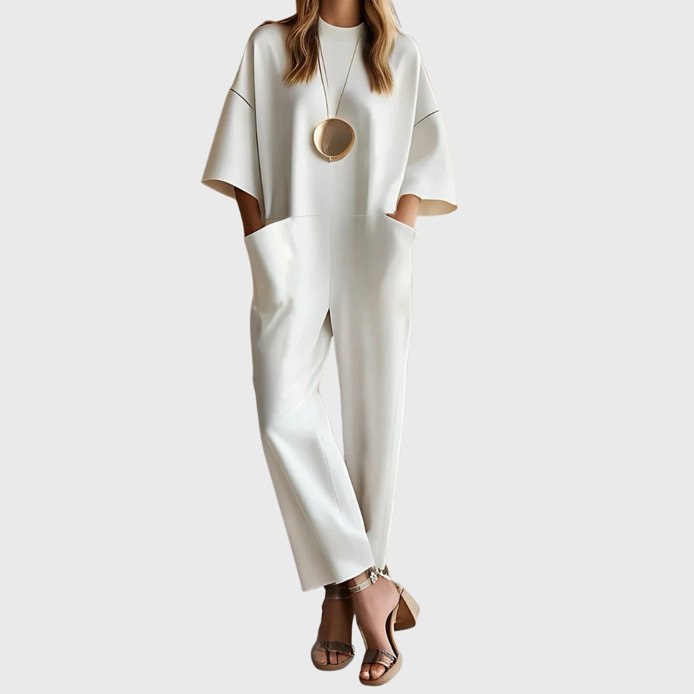 Lila | Elegant Short-Sleeved Jumpsuit