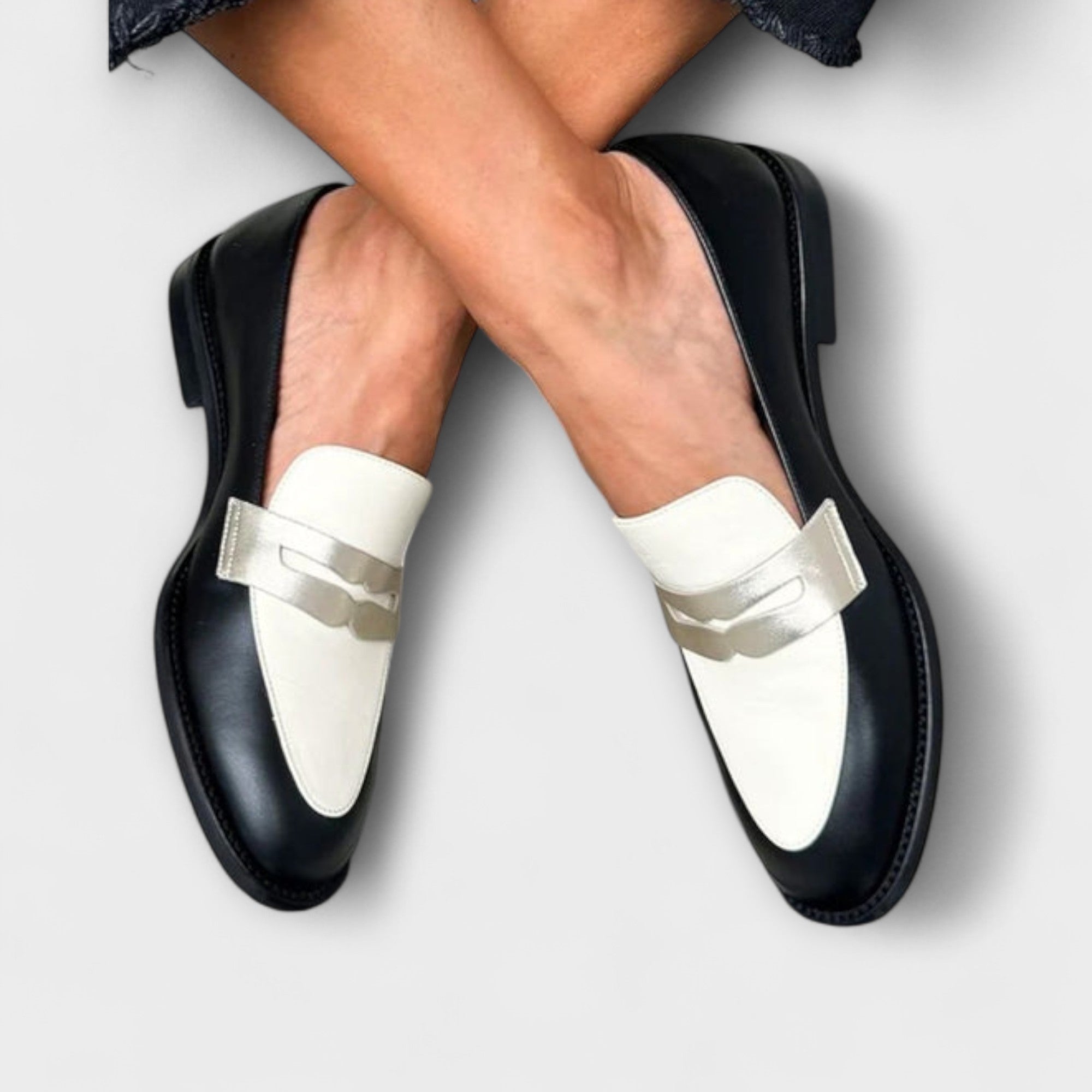 Livia – Black Loafers with Metallic Shine