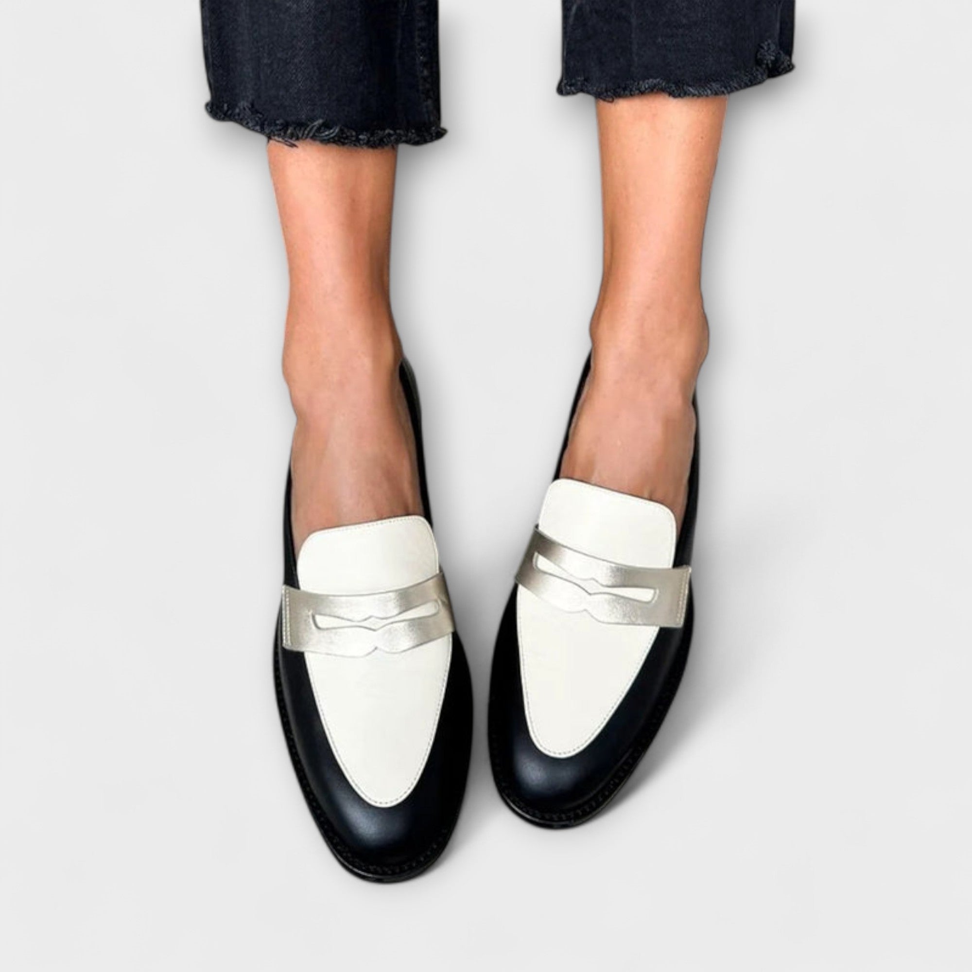 Livia – Black Loafers with Metallic Shine