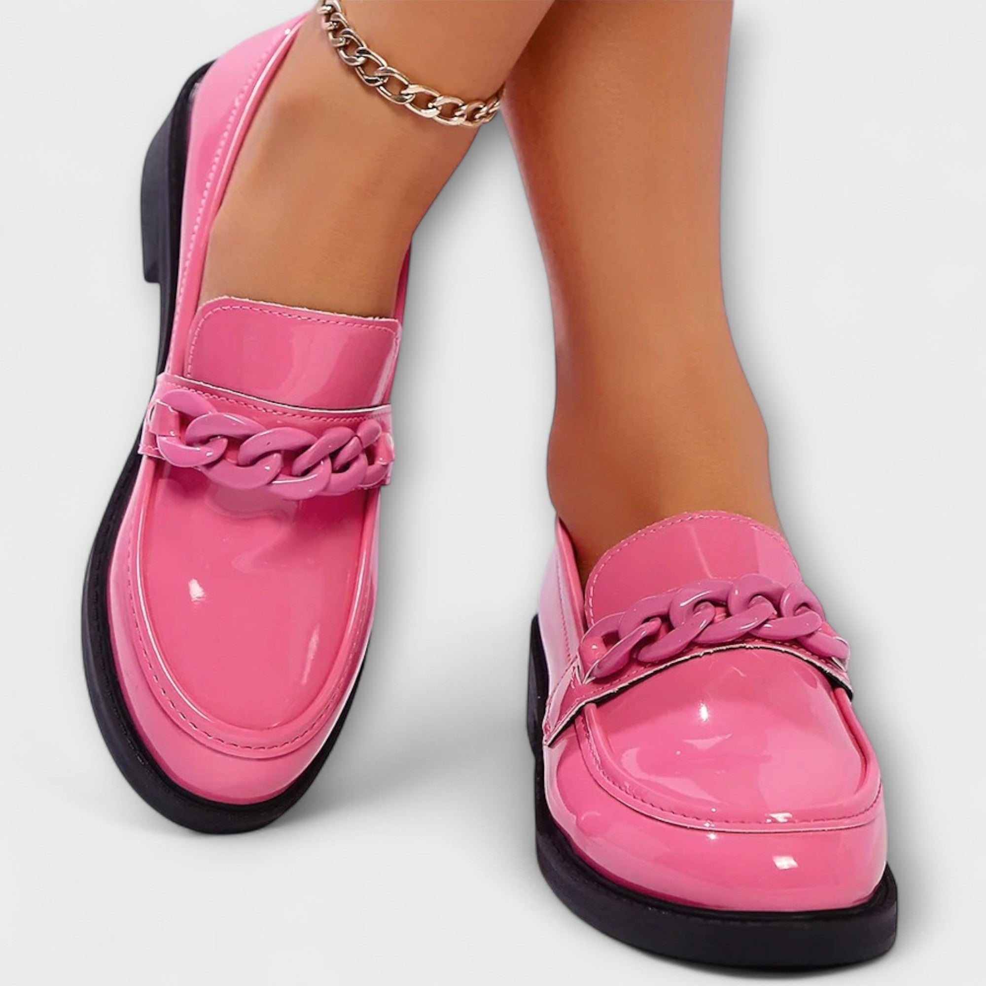 Mira – Round Shape, Casual Loafers