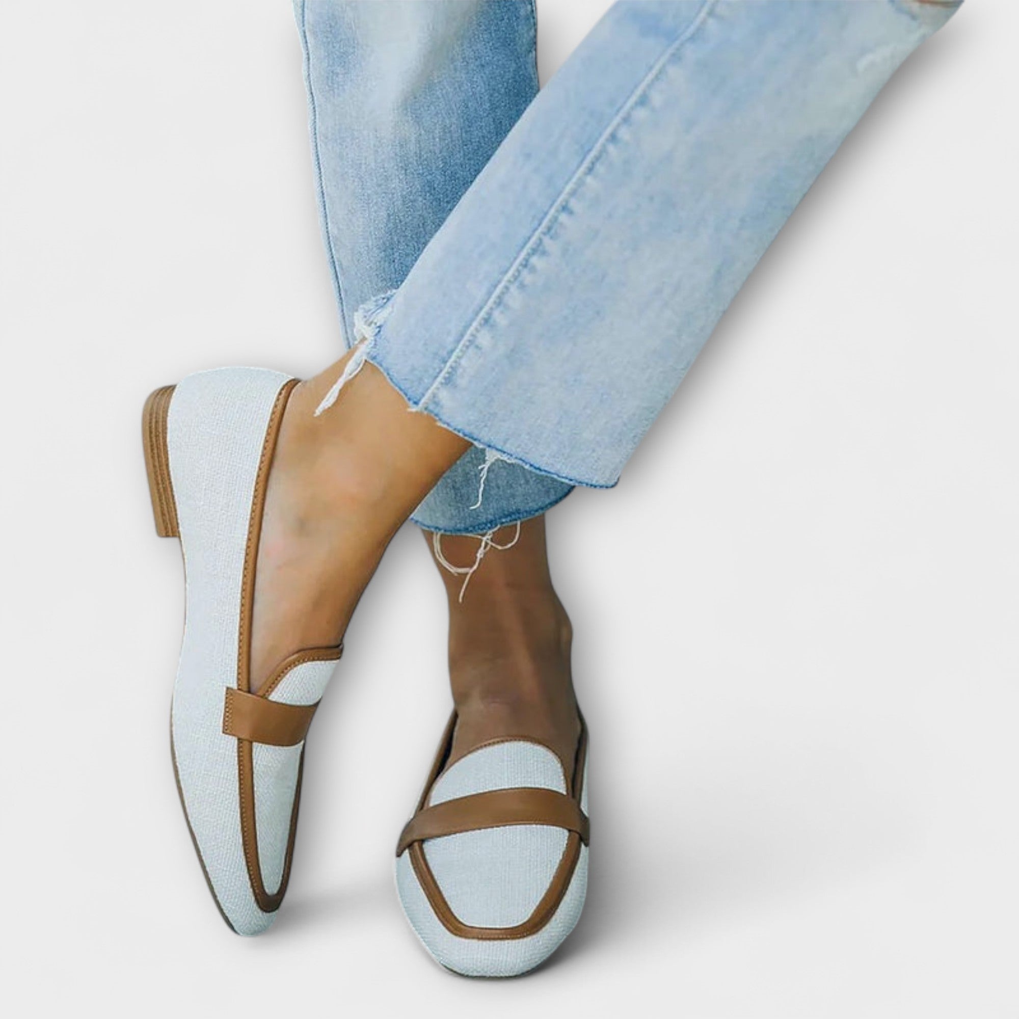Sarina – Retro Moccasin in Casual Style
