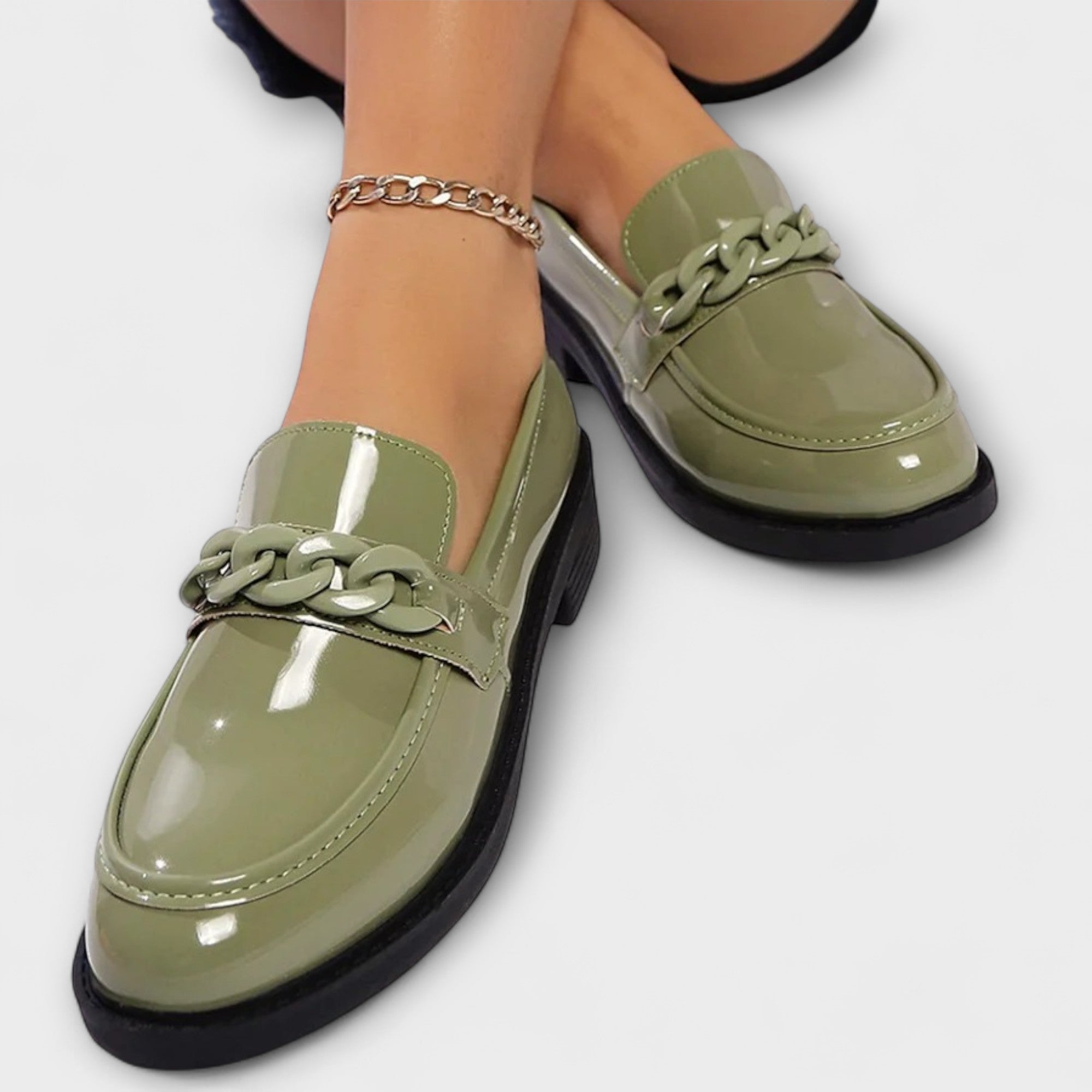 Mira – Round Shape, Casual Loafers